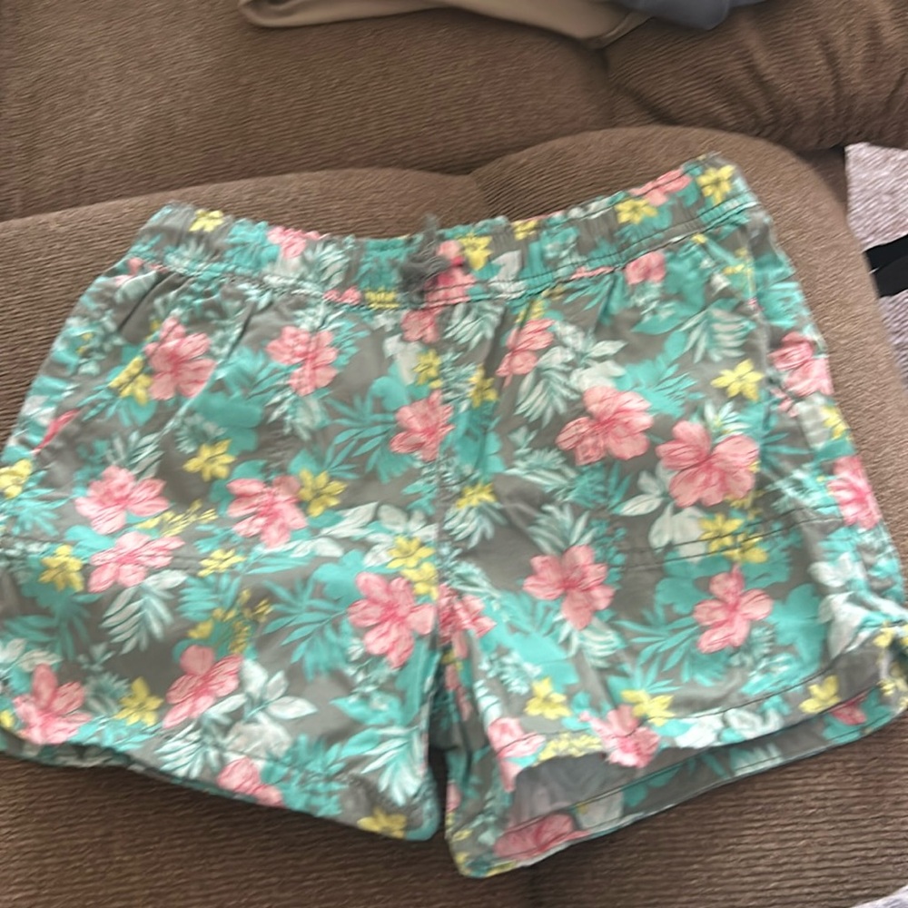 Girls Gap size large shorts